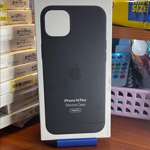 Apple iPhone 14 Plus Silicone Case - Midnight